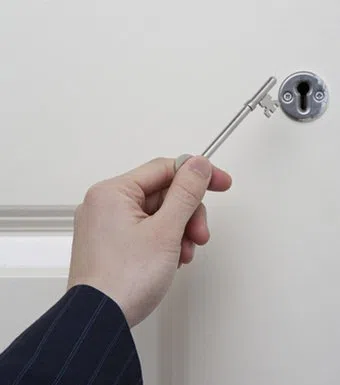 Father Son Locksmith Store North Aurora, IL 630-385-0086 Father Son Locksmith Store North Aurora, IL 630-385-0086 - key-making